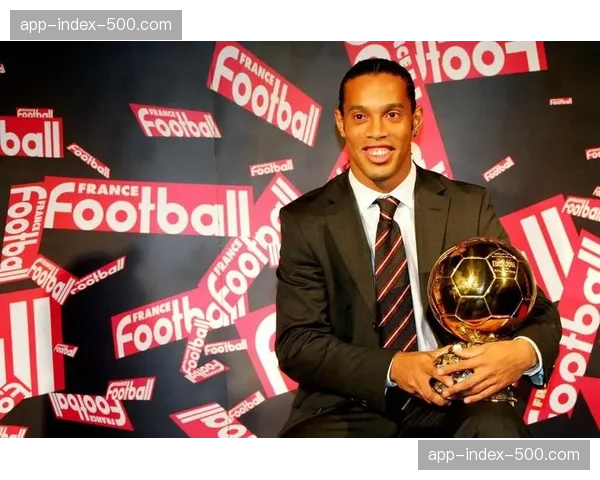 小罗巴黎夜店风波纪录片揭示：赛前狂欢通宵，20年怨恨主帅替补